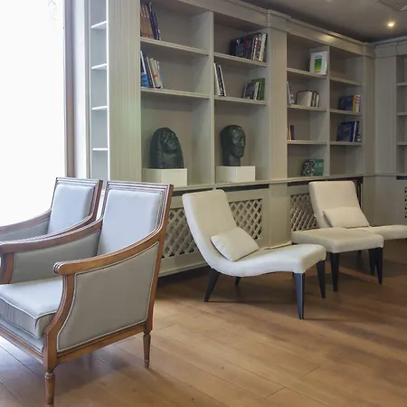 Palisad ホテル 4*